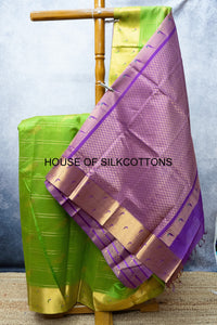 Parrot Mottifs Silkcotton