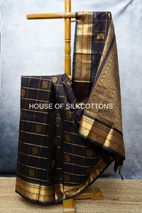 Mayil Chakaram Silkcotton