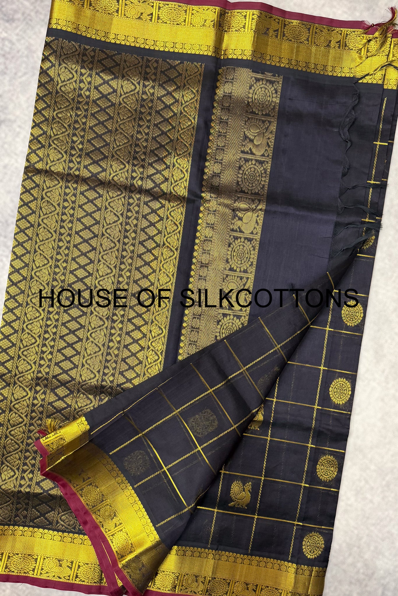 Mayil Chakaram Silkcotton