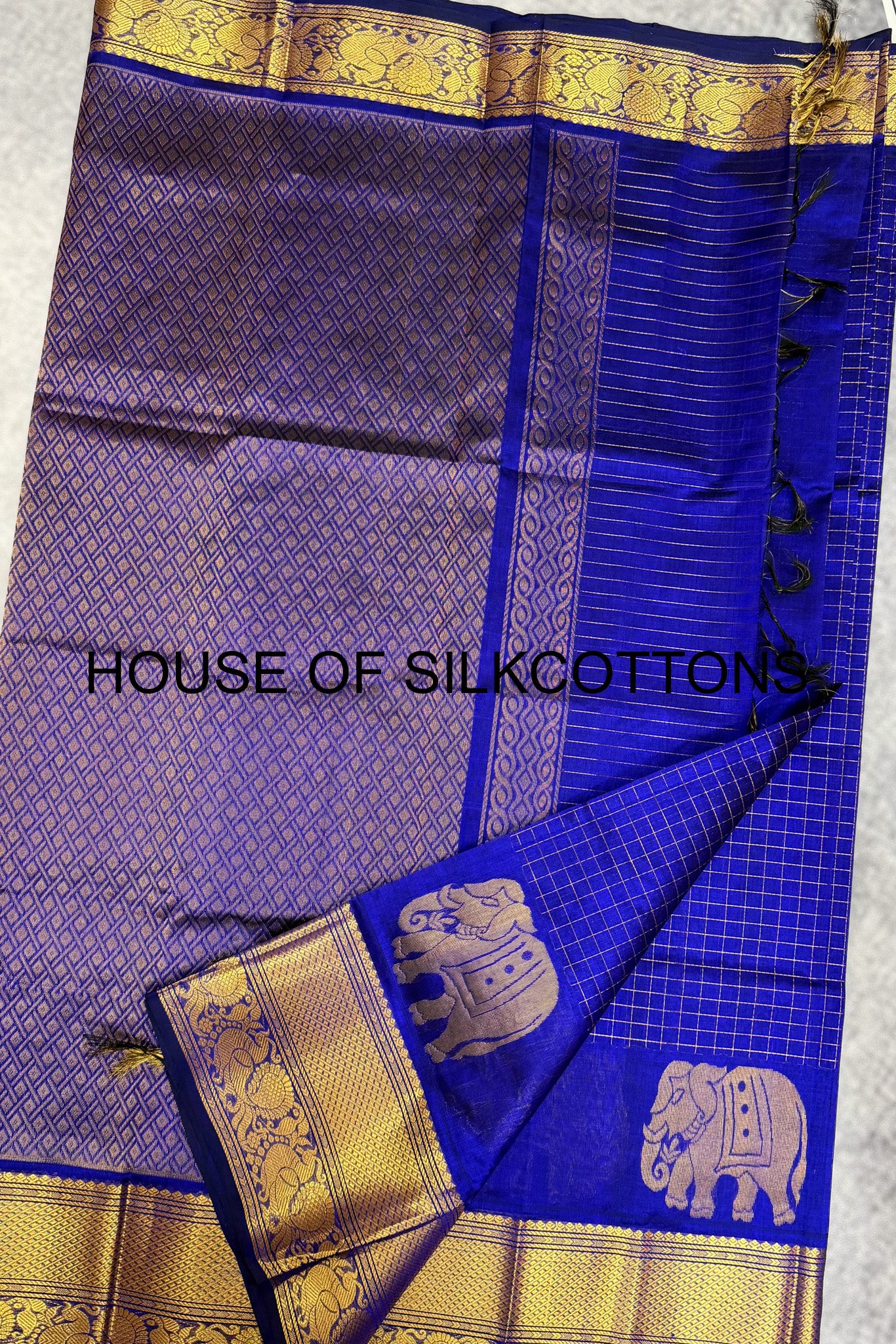 Elephant Border Zari Checks Silkcotton