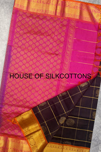 Mayil Chakaram Silkcotton